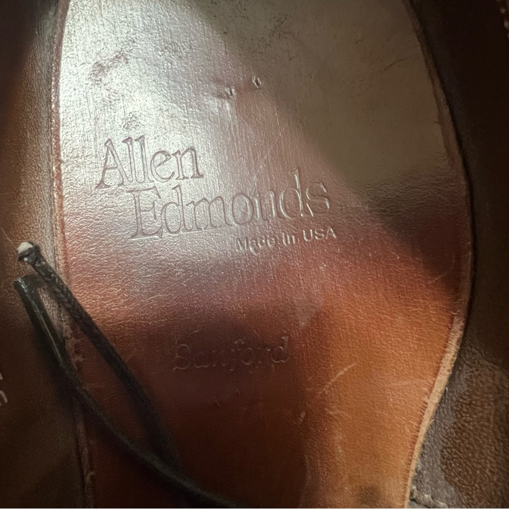 Allen Edmonds Sanford Size 9D - Picture 7 of 8